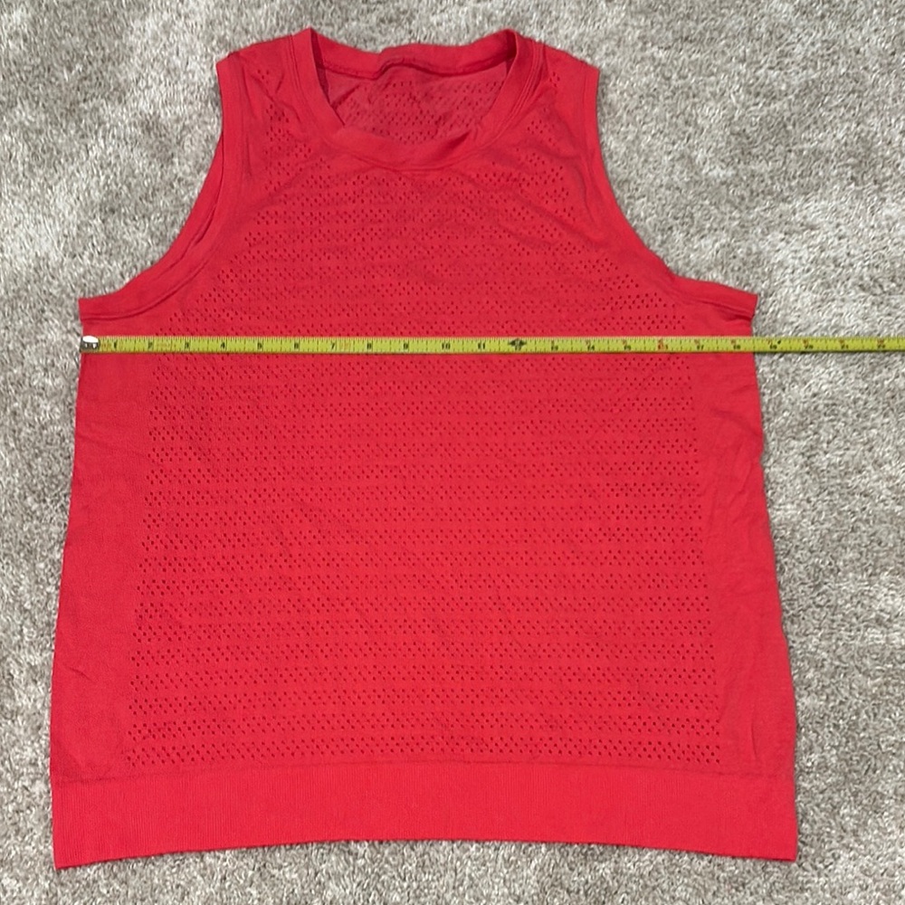 Lululemon vented tank
